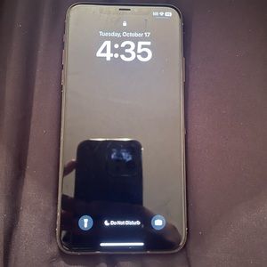 Iphone 11 Pro Max Gold.